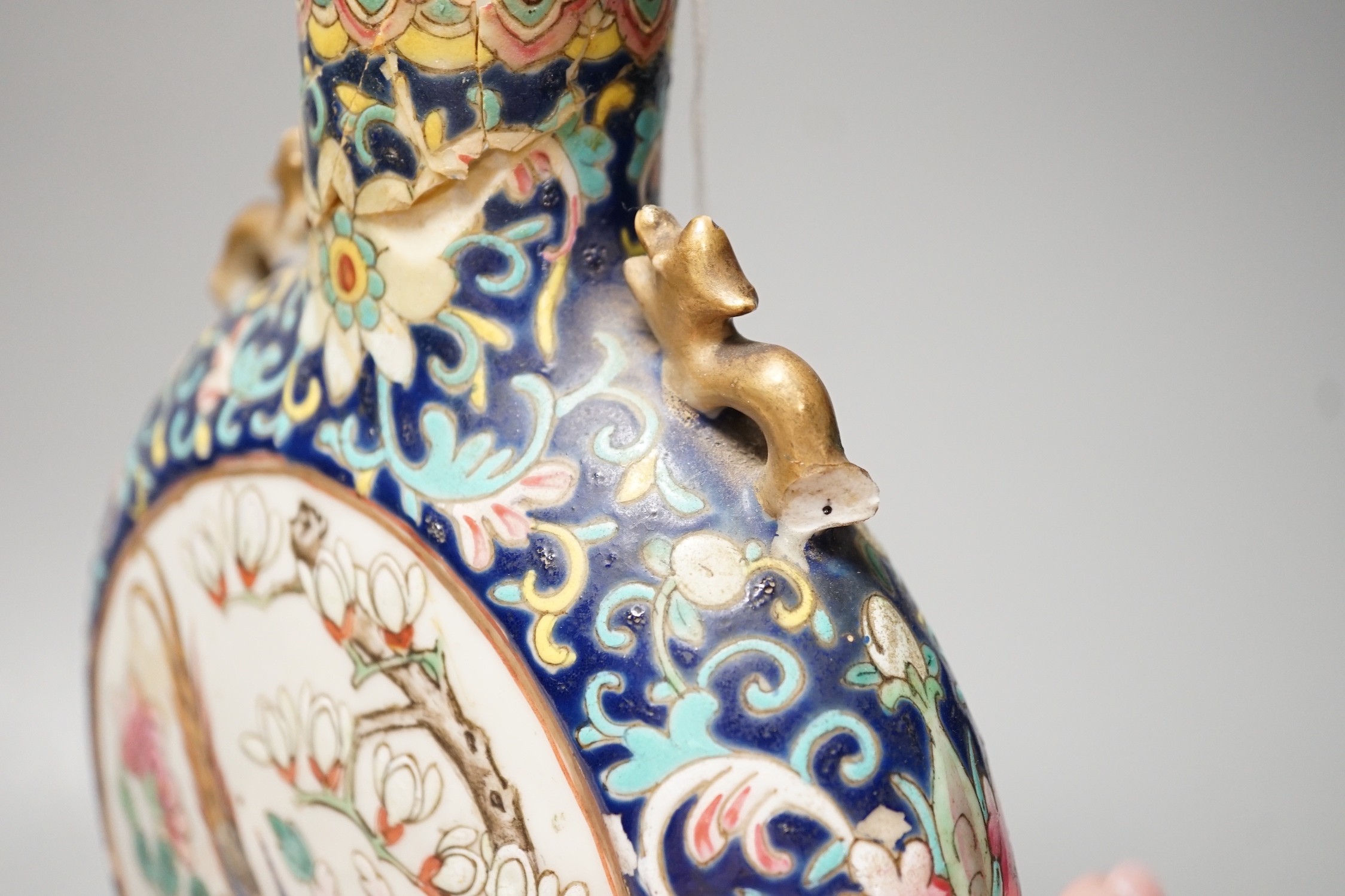 A Chinese enamelled porcelain moonflask, Tongzhi period and a Republic period millefleur dish, vase 24.5cms